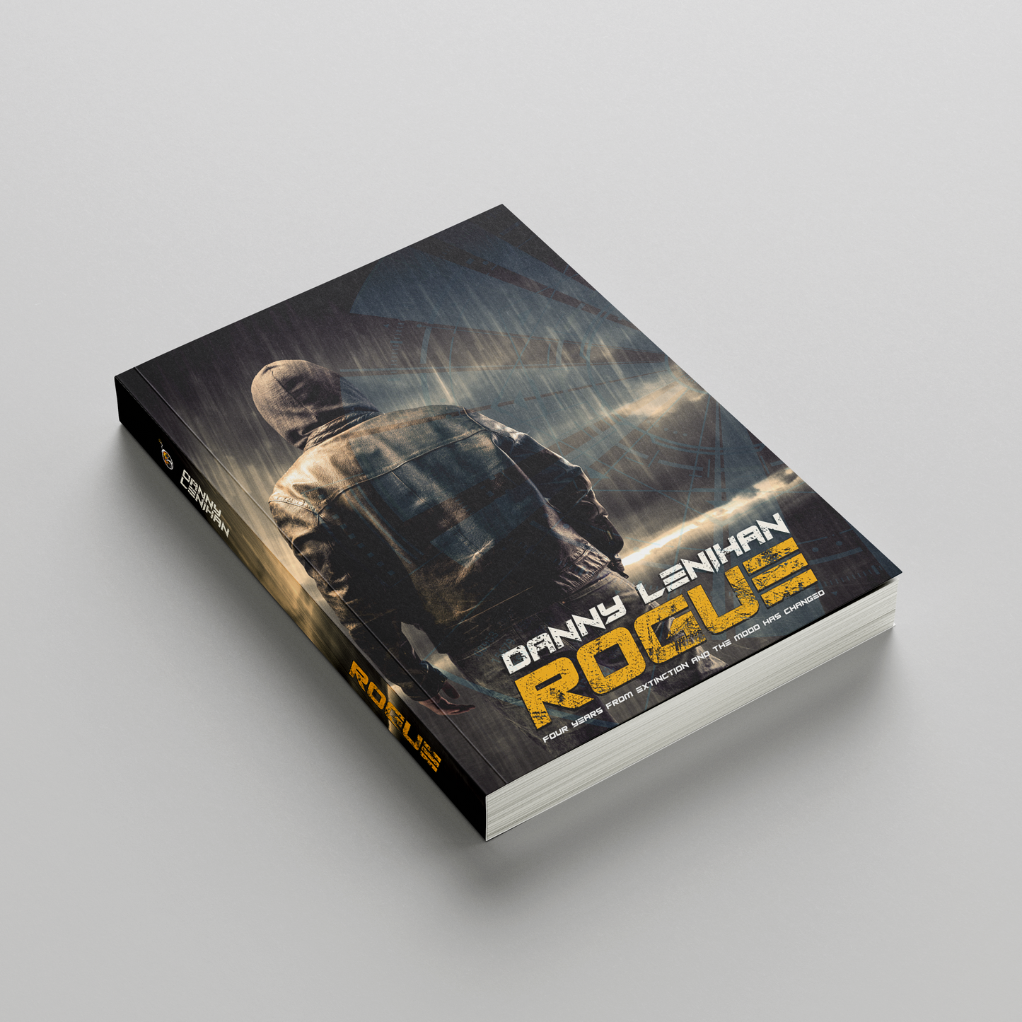 Rogue: Pre-Apocalyptic, Dystopian Sci-Fi Espionage Thriller - Paperback